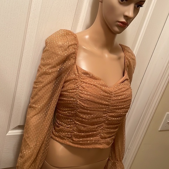 Women’s plus mesh Blouse - Picture 4 of 7